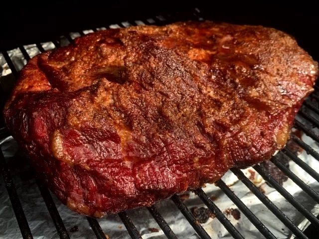 smoked bbq brisket cherry shiraz sauce 01